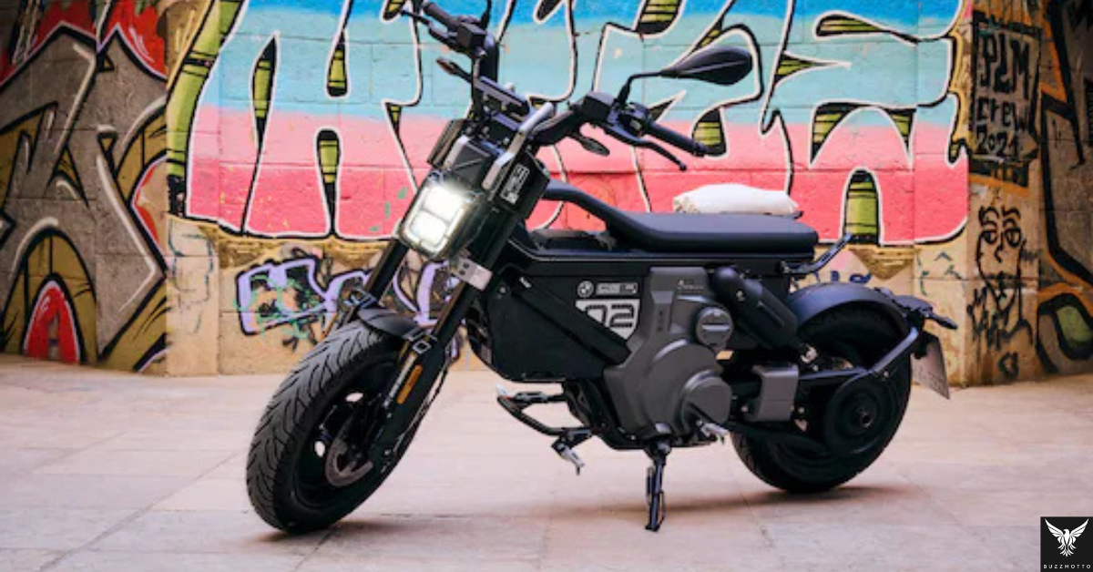 BMW DE 02 The Stylish Electric Scooter Born from a Bold Fashion Collaboration